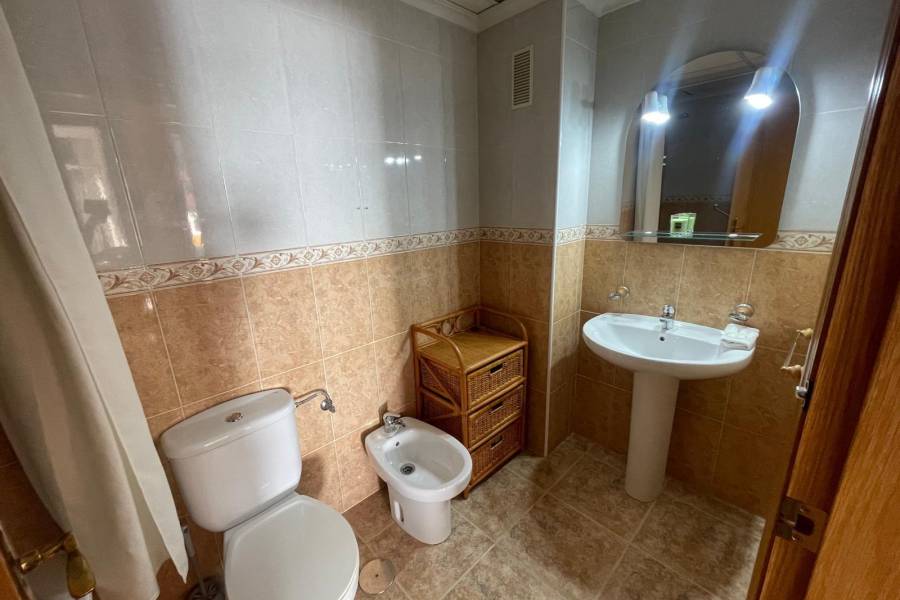 Dzīvoklis Torrevieja, Alicante, Spānijā 3 istabas, 80 m2 Nr. 183588
