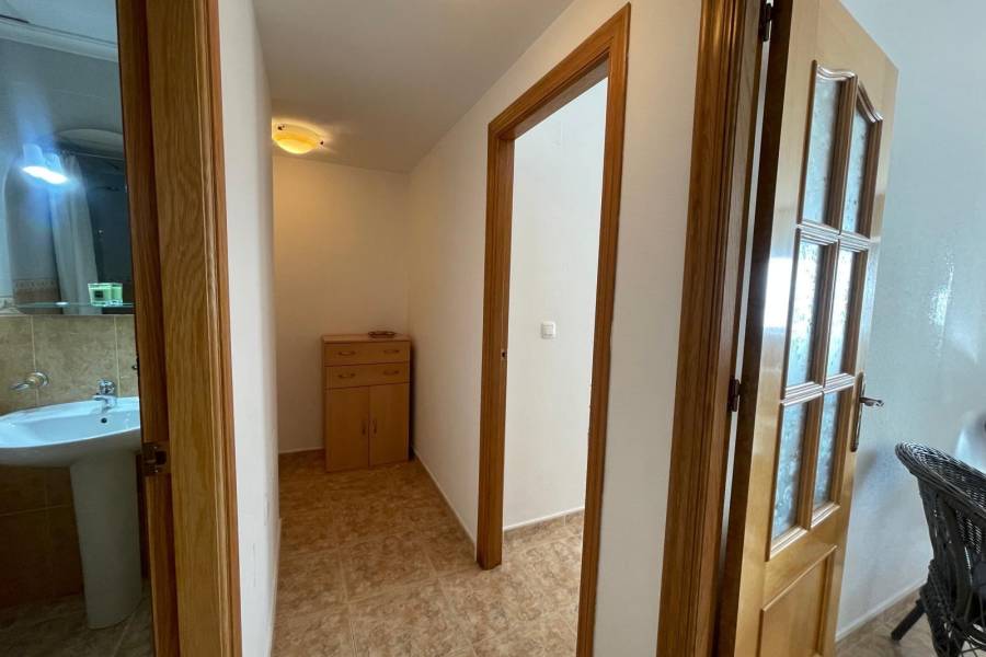 Dzīvoklis Torrevieja, Alicante, Spānijā 3 istabas, 80 m2 Nr. 183588