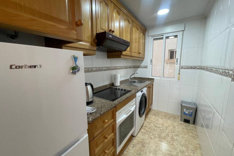 Dzīvoklis Torrevieja, Alicante, Spānijā 3 istabas, 80 m2 Nr. 183588