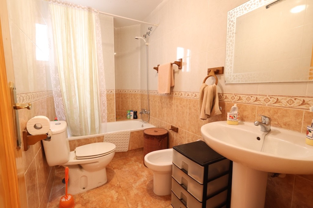 Wohnung in Torrevieja, Alicante, Spanien 2 Schlafzimmer,  Nr. 183585