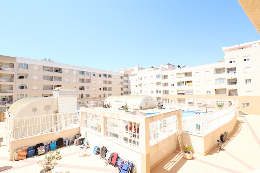 Wohnung in Torrevieja, Alicante, Spanien 2 Schlafzimmer,  Nr. 183585