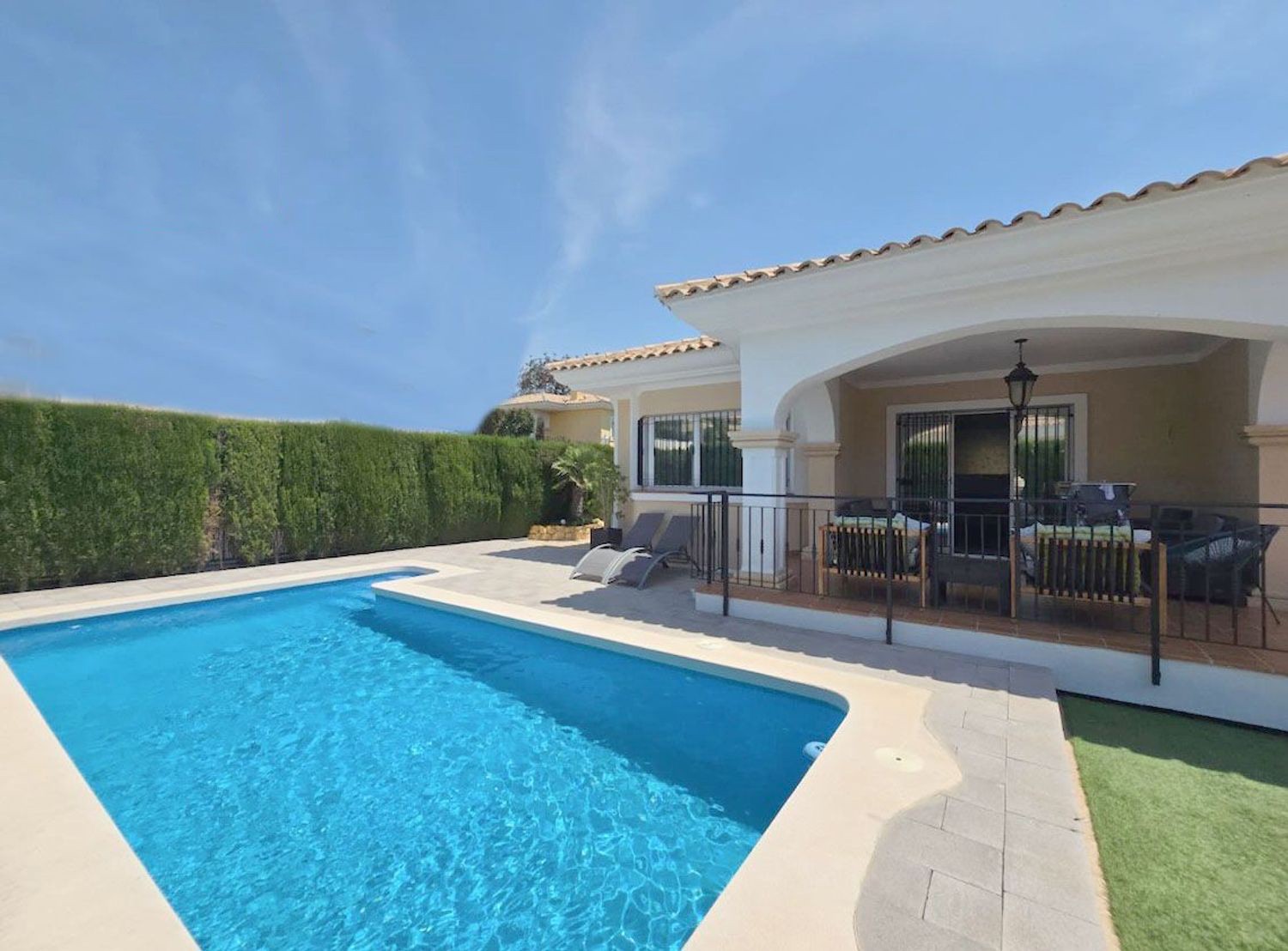 Villa à Alicante, Espagne 4 chambres, 140 m2 No. 194756