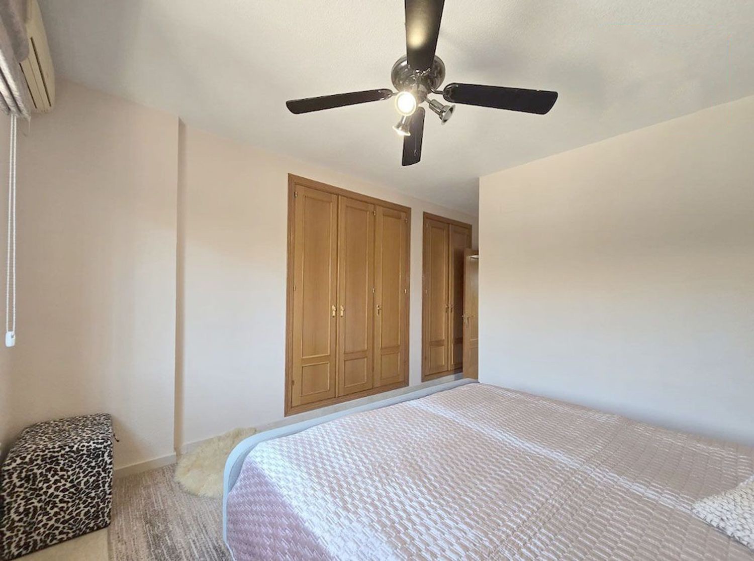 Villa à Alicante, Espagne 4 chambres, 140 m2 No. 194756