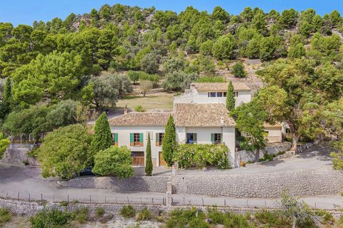 Huvila Alaro, Mallorca, Espanja 10 makuuhuonetta, 1500 m2 No. 148031
