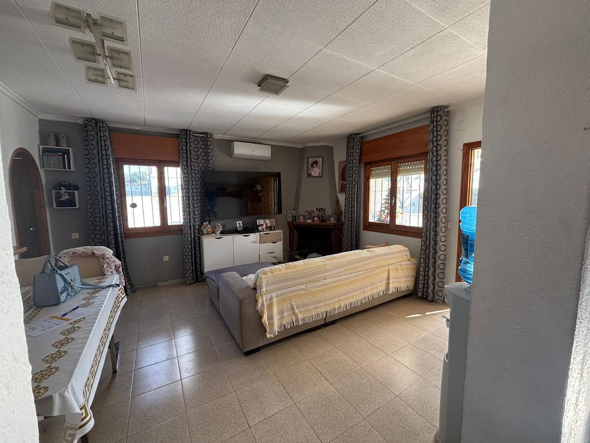 Villa i Torrevieja, Alicante, Spanien 2 sovrum, 75 kvm. Nr. 149147