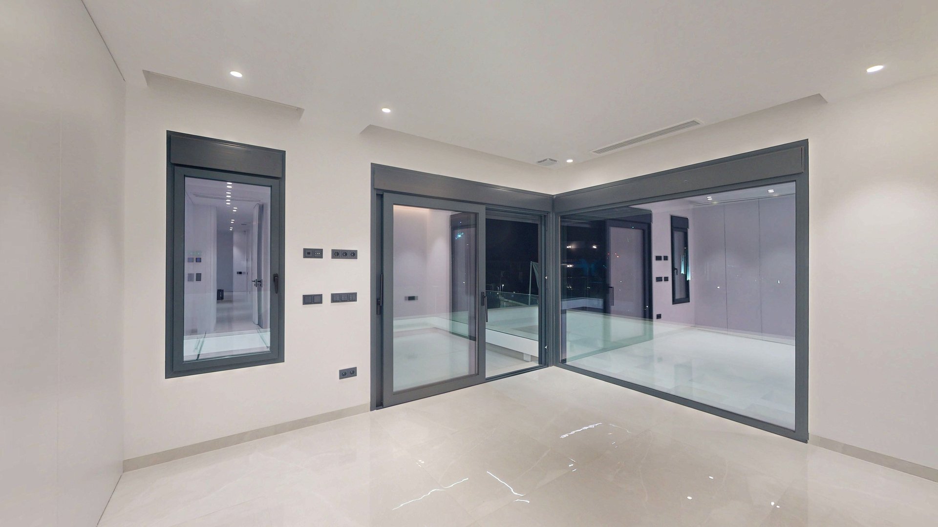 Villa à Finestrat, Alicante, Espagne 3 chambres, 328 m2 No. 188788