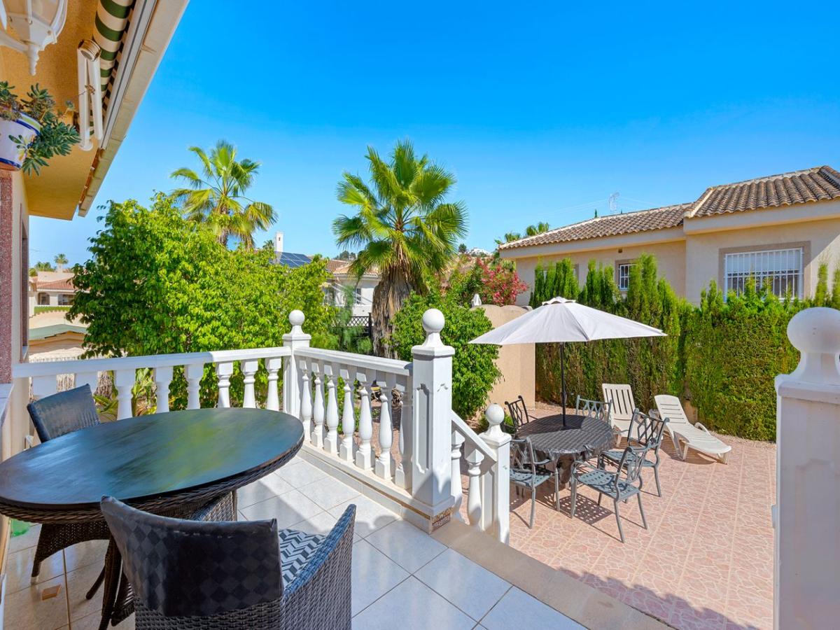 Villa i Rojales, Alicante, Spanien 4 sovrum, 180 kvm. Nr. 148946
