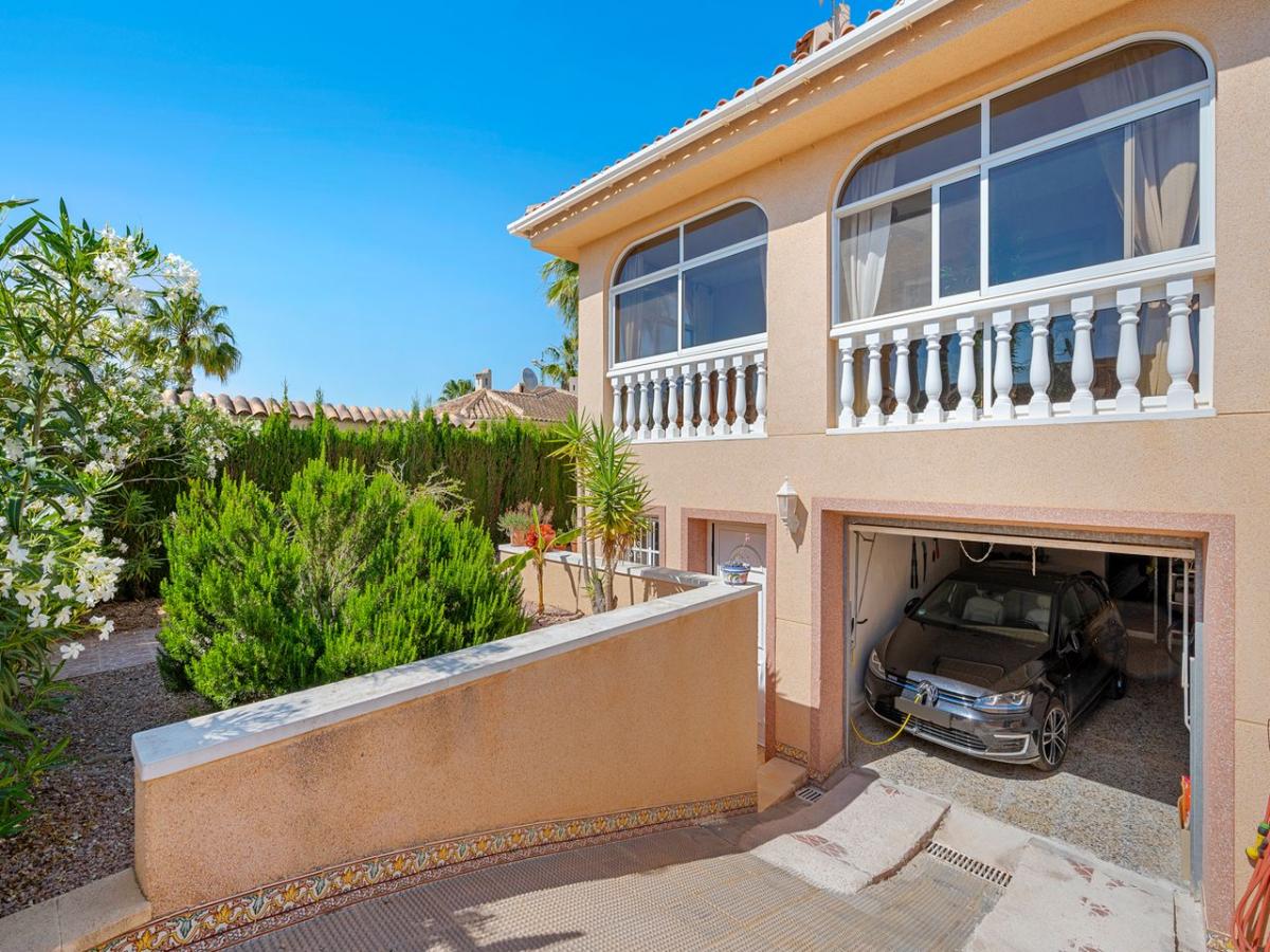 Villa i Rojales, Alicante, Spanien 4 sovrum, 180 kvm. Nr. 148946