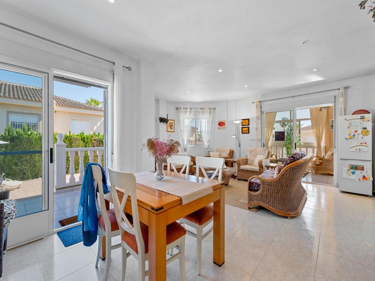 Villa i Rojales, Alicante, Spanien 4 sovrum, 180 kvm. Nr. 148946