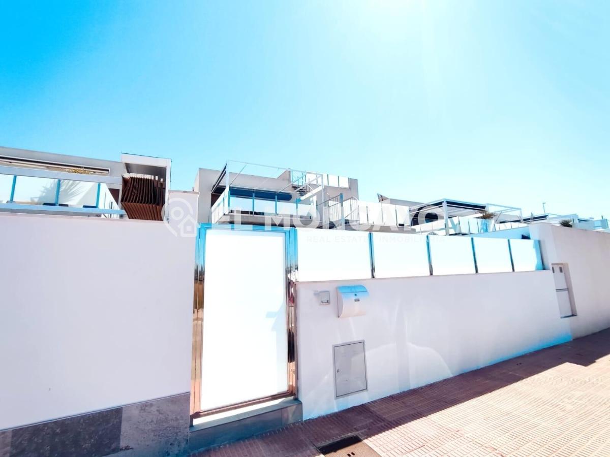 House in Daya Vieja, Alicante, Spain 3 bedrooms, 133 sq.m. No. 148948