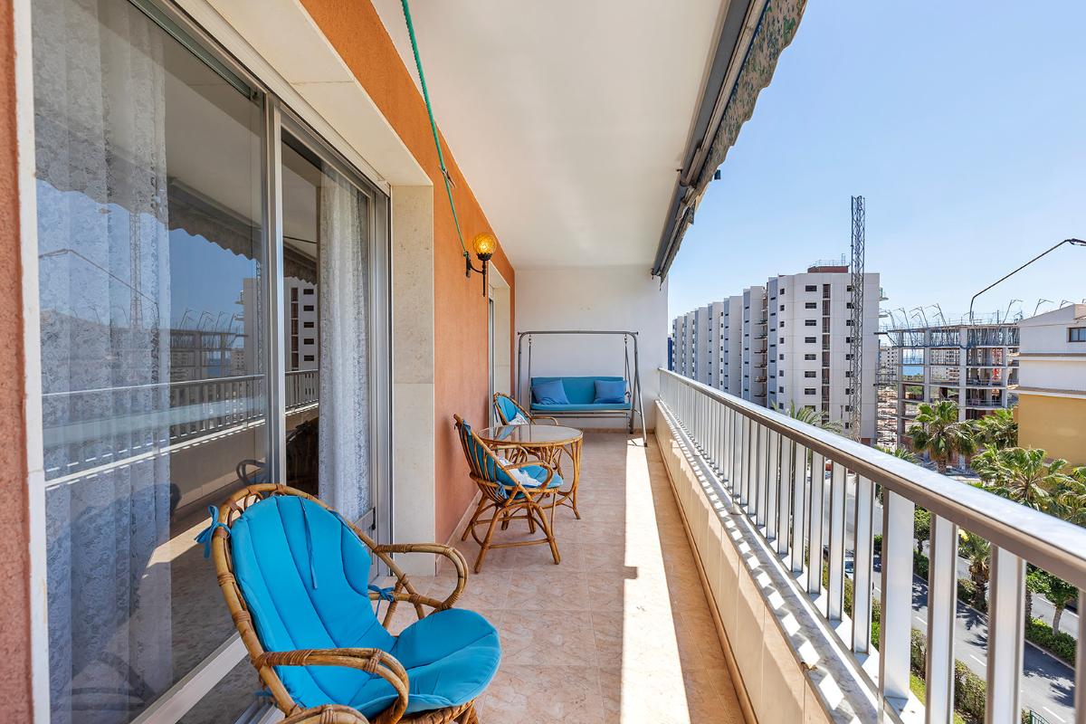 Appartamento a Torrevieja, Alicante, Spagna 3 camere da letto, 110 mq. N° 148945
