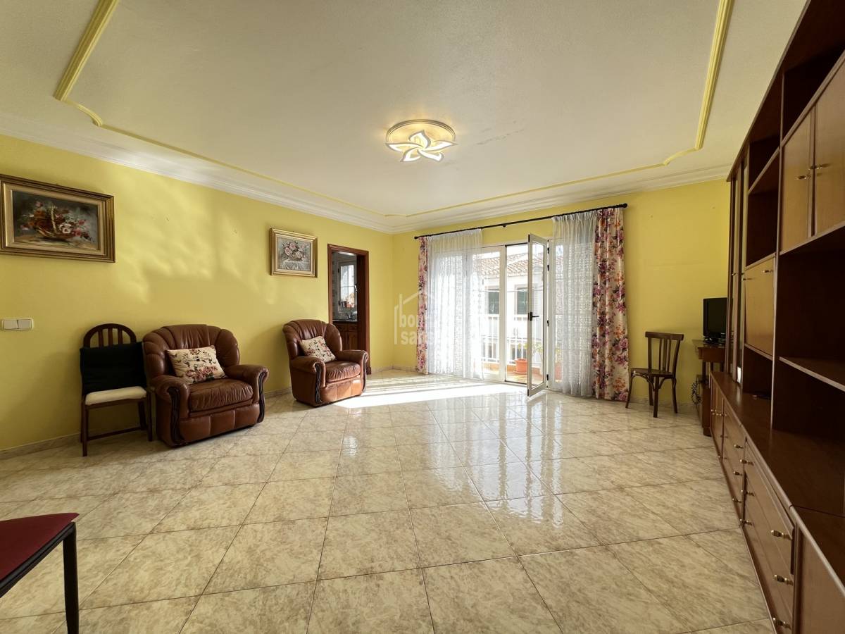 Apartment in Alaior, Menorca, Spain 4 bedrooms, 124 sq.m. No. 192383