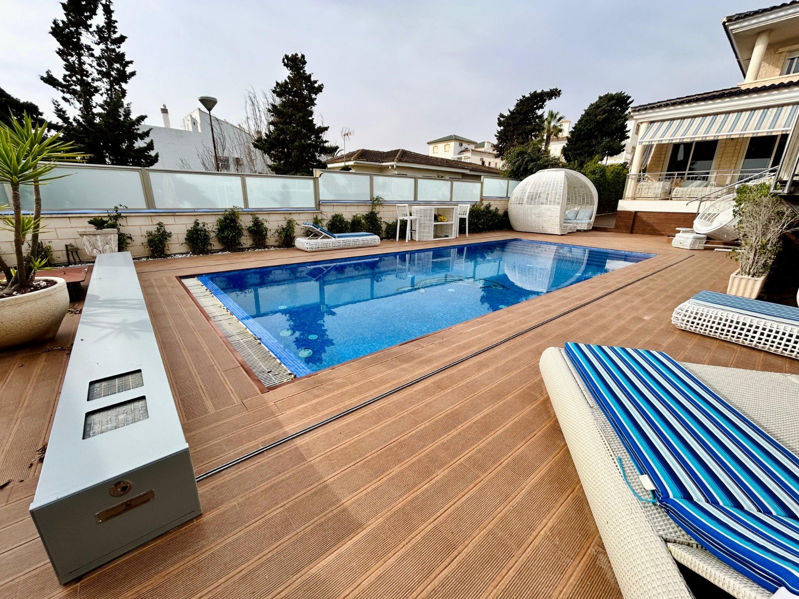 Villa Torrevieja, Alicante, Spānijā 5 istabas, 469 m2 Nr. 138958