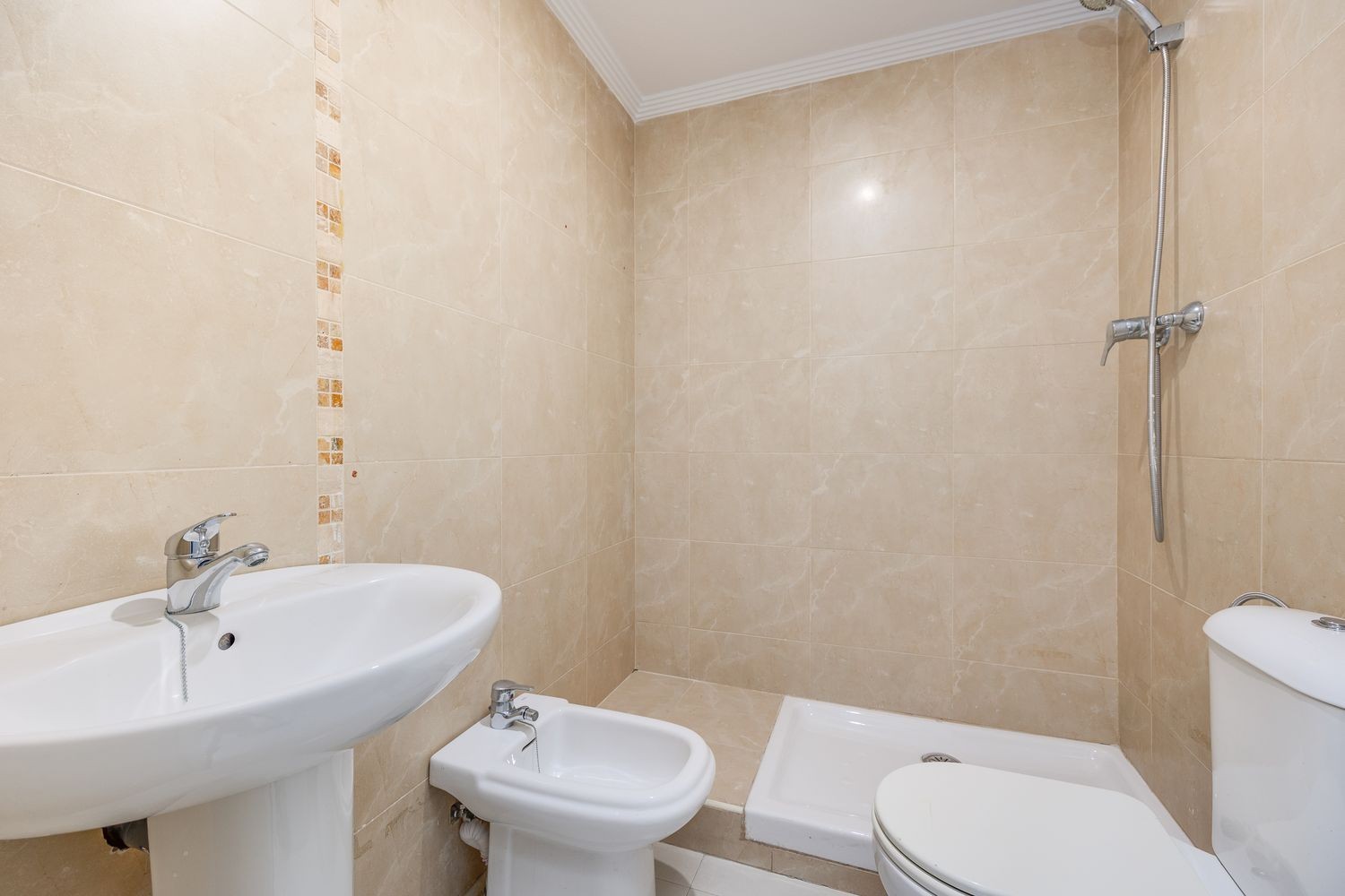 Apartment à Torrevieja, Alicante, Espagne 3 chambres, 92 m2 No. 183416