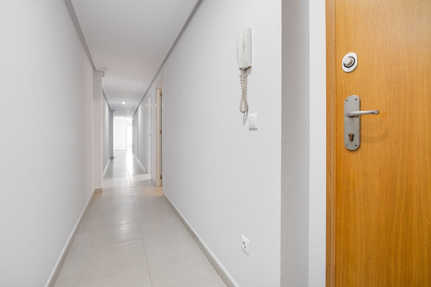 Apartment à Torrevieja, Alicante, Espagne 3 chambres, 92 m2 No. 183416
