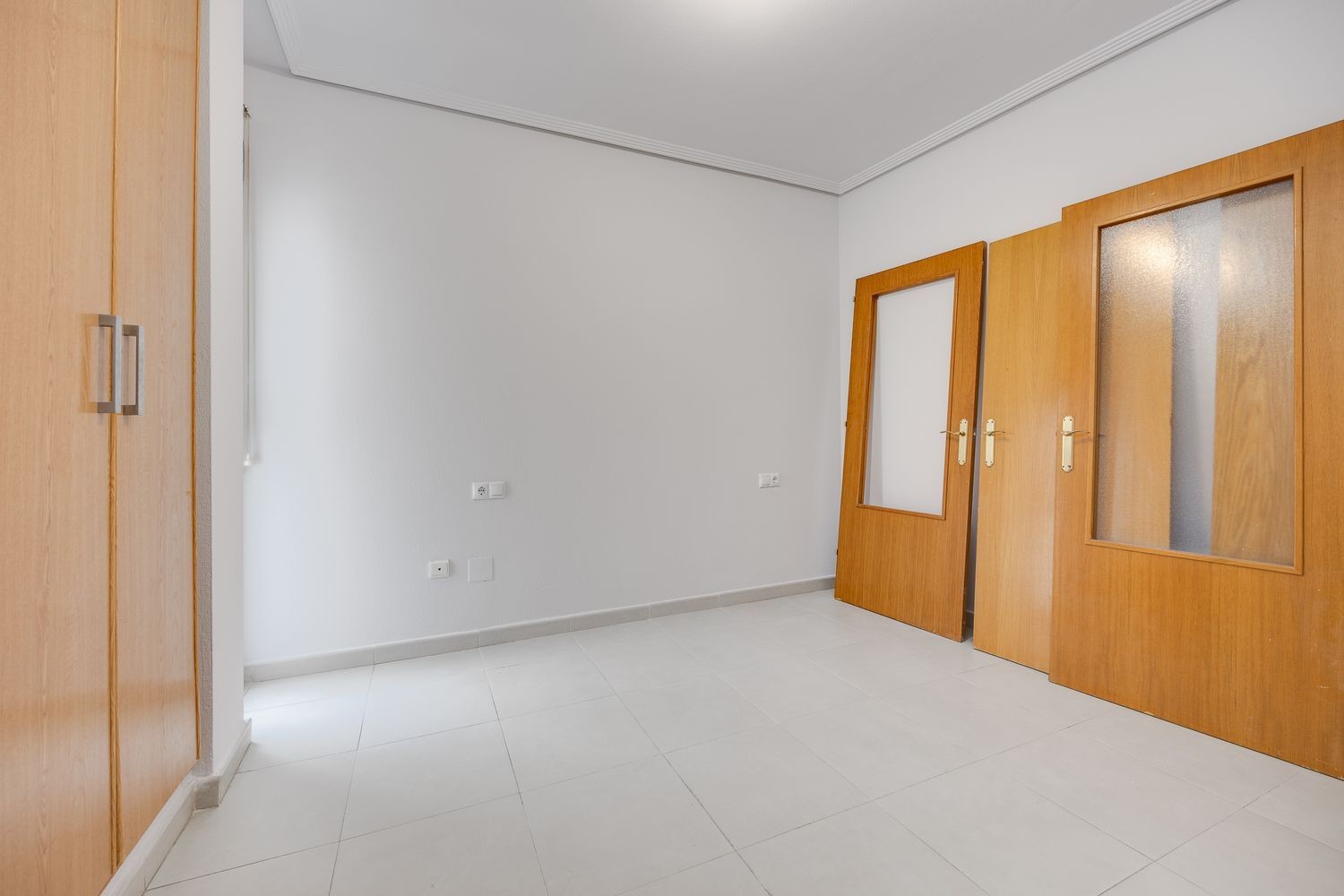 Apartment à Torrevieja, Alicante, Espagne 3 chambres, 92 m2 No. 183416