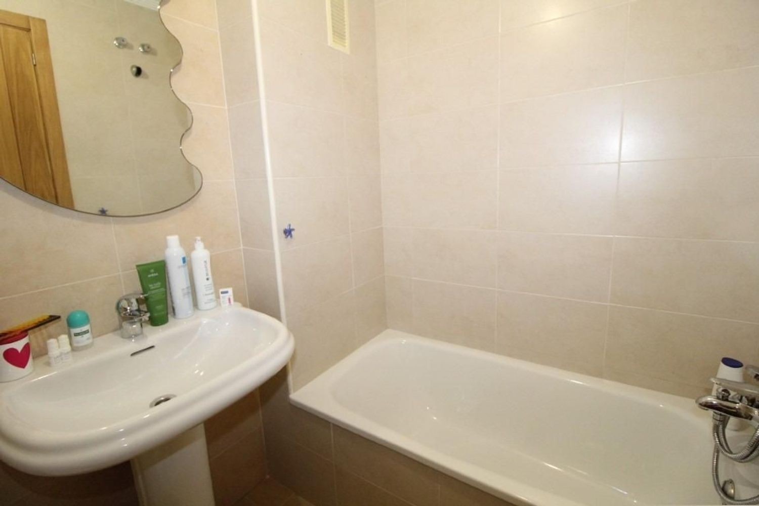 Apartment à Torrevieja, Alicante, Espagne 2 chambres, 75 m2 No. 183415
