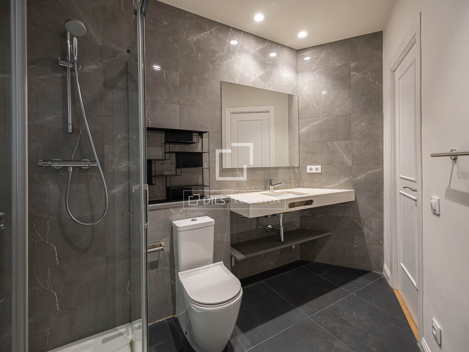 Appartamento a Barcelona, Spagna 2 camere da letto, 85 mq. N° 166788