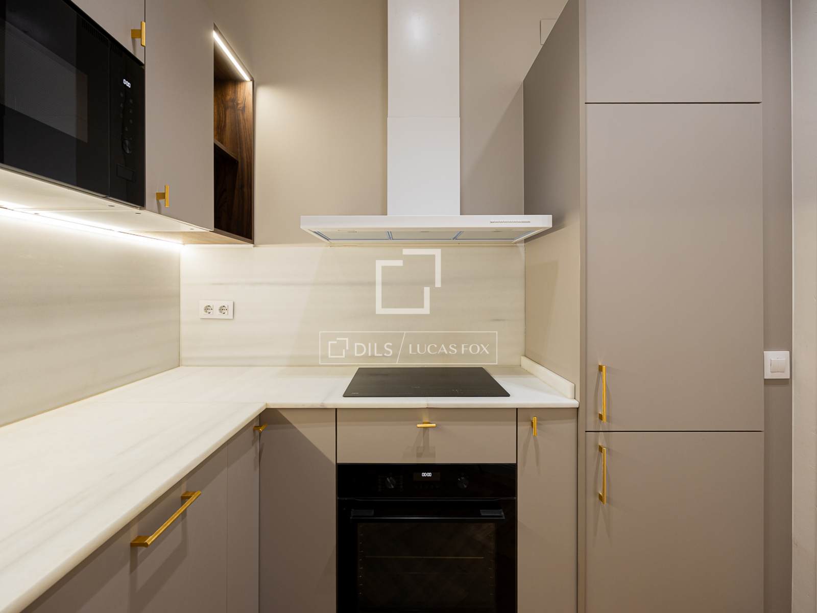 Appartamento a Barcelona, Spagna 2 camere da letto, 85 mq. N° 166788