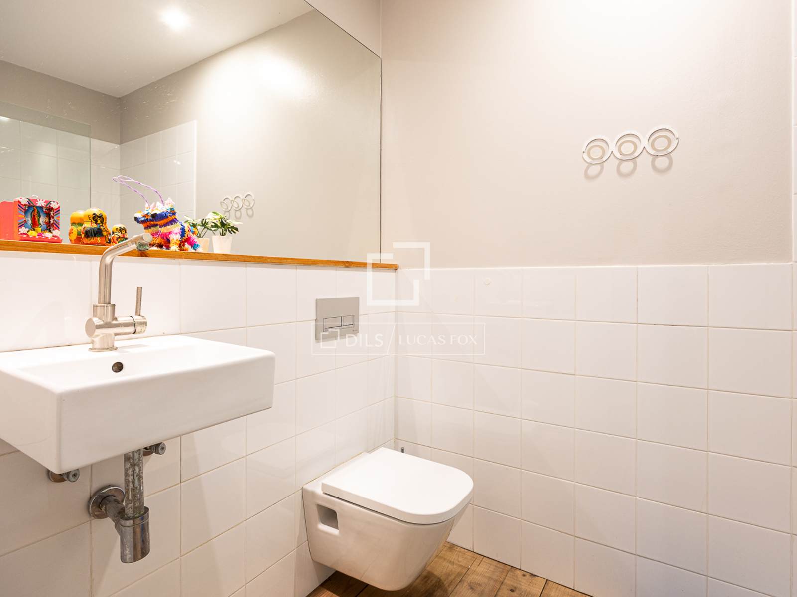 Apartment à Barcelona, Espagne 1 chambre, 163 m2 No. 166786