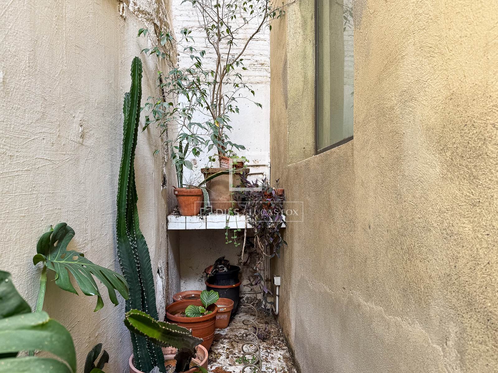 Apartment à Barcelona, Espagne 1 chambre, 163 m2 No. 166786