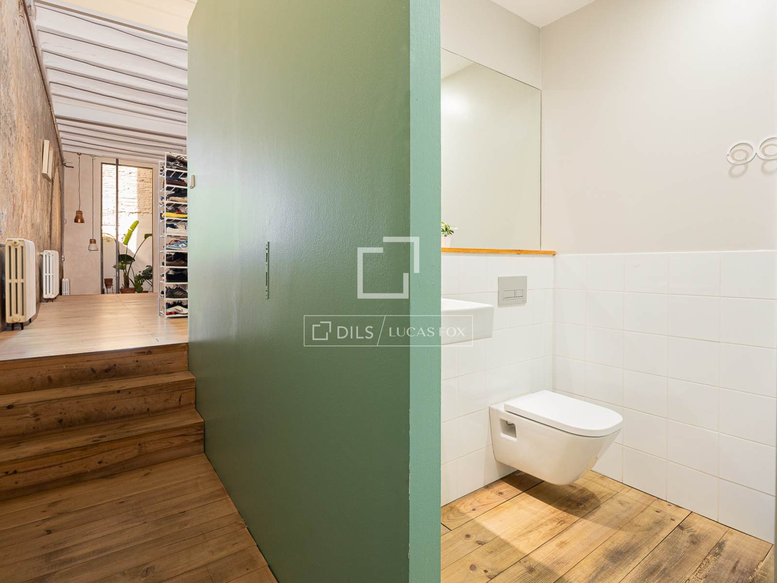 Apartment à Barcelona, Espagne 1 chambre, 163 m2 No. 166786