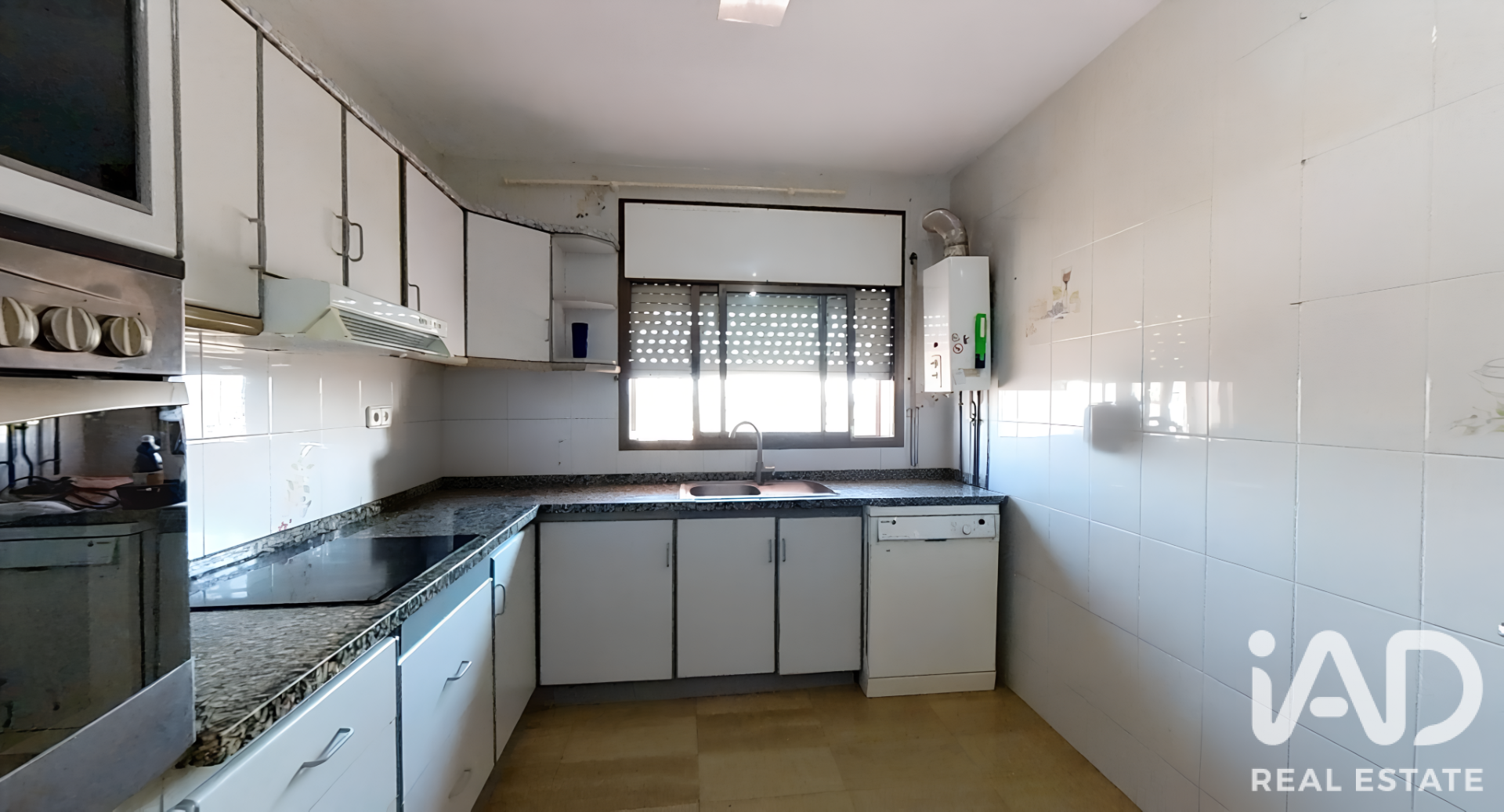 Casa a Albinyana, Tarragona, Spagna 4 camere da letto, 230 mq. N° 188136