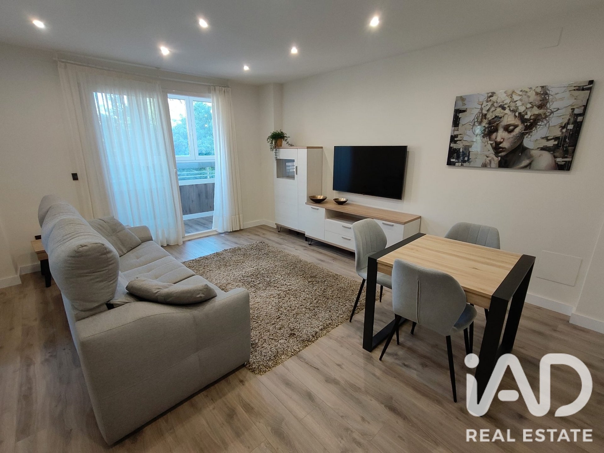 Apartment in Valladolid, Spain 3 bedrooms, 122 sq.m. No. 188135