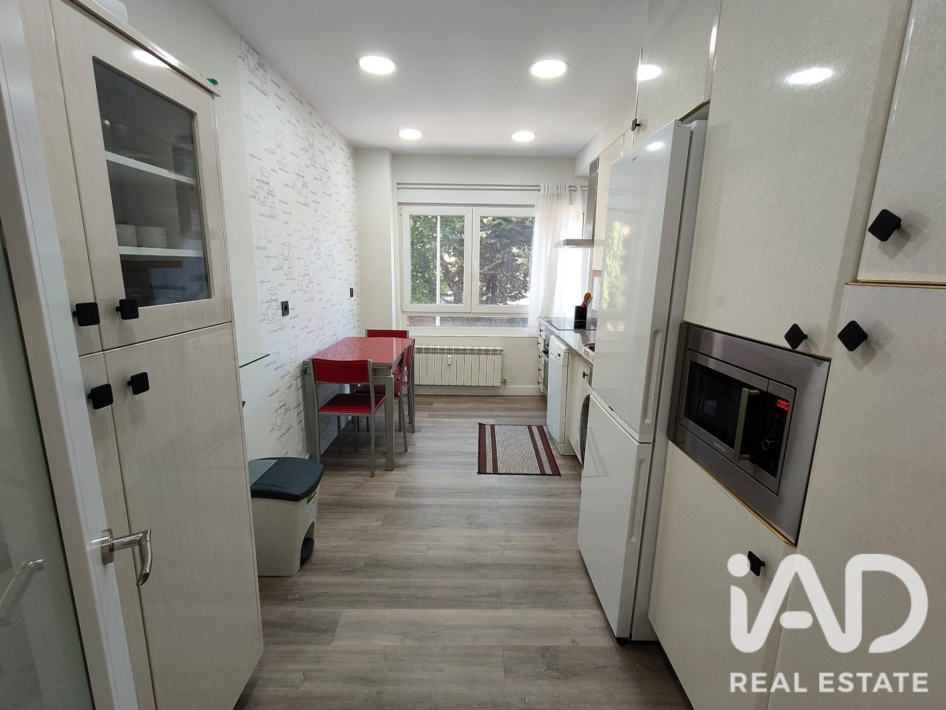 Apartment in Valladolid, Spain 3 bedrooms, 122 sq.m. No. 188135