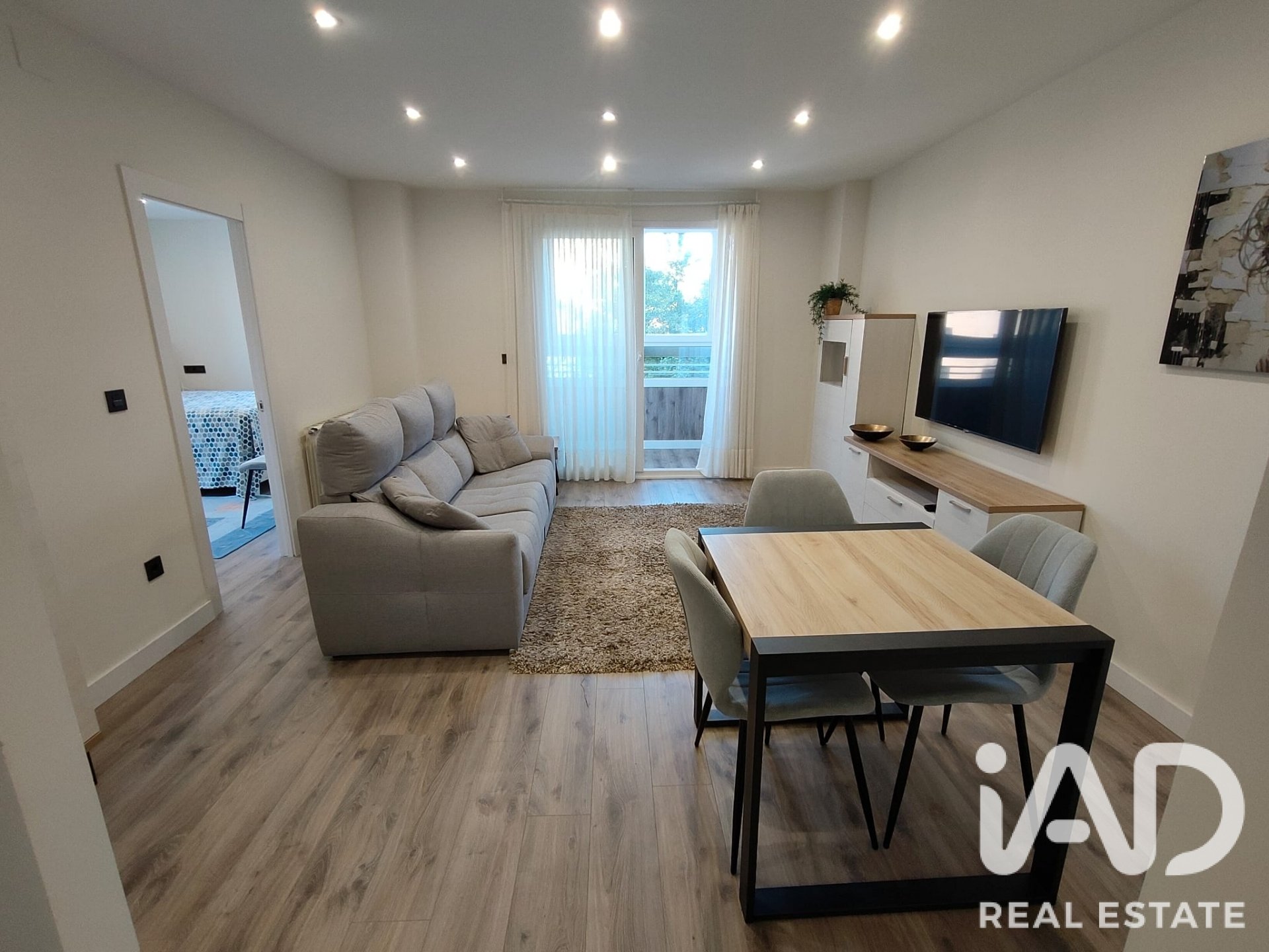 Apartment in Valladolid, Spain 3 bedrooms, 122 sq.m. No. 188135