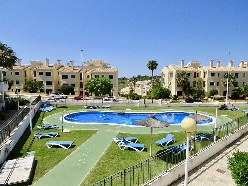 Bungalow in Dehesa De Campoamor, Alicante, Spanien 2 Schlafzimmer, 87 m2 Nr. 103413
