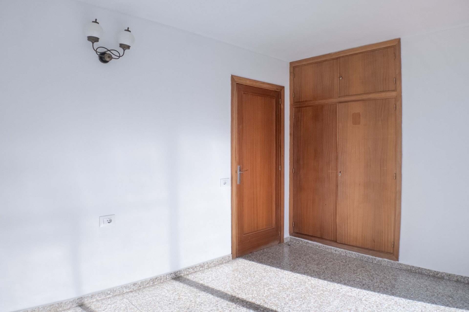 Apartament w Alicante, Hiszpania 3 sypialnie, 120 mkw. nr 155911