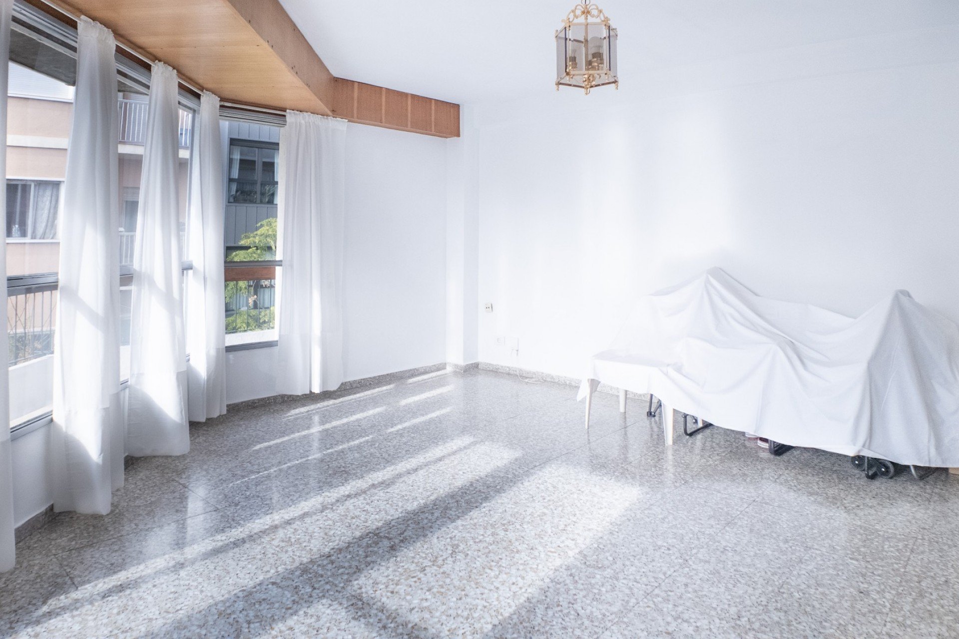 Apartament w Alicante, Hiszpania 3 sypialnie, 120 mkw. nr 155911
