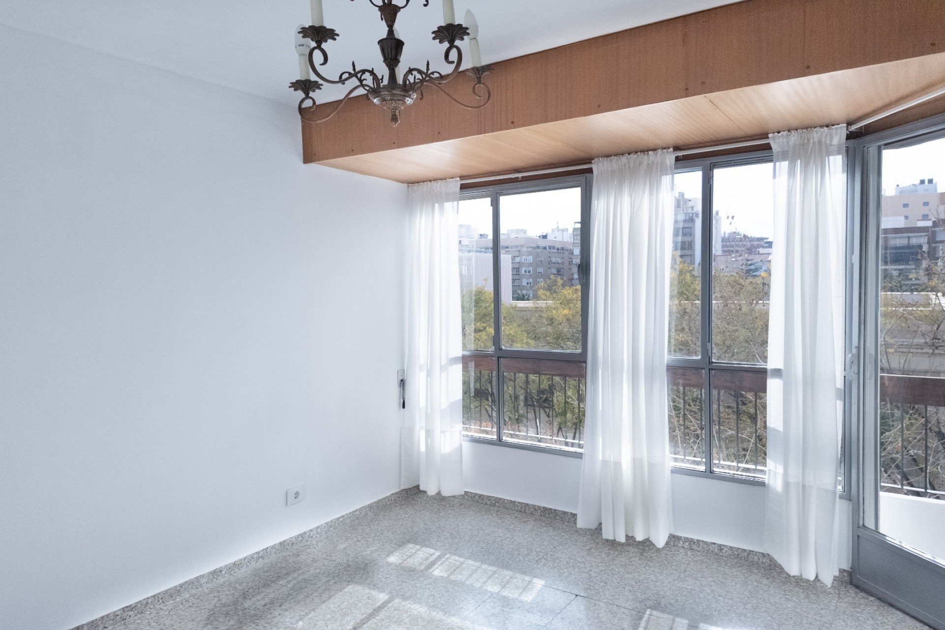 Apartament w Alicante, Hiszpania 3 sypialnie, 120 mkw. nr 155911