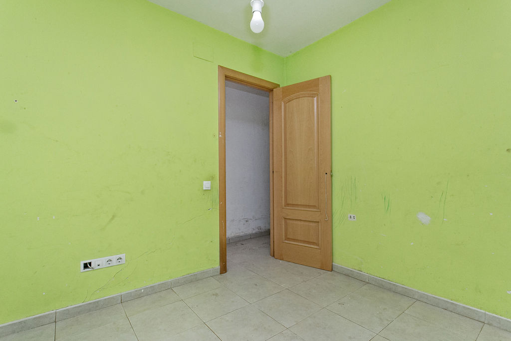 Talo Vacarisses, Barcelona, Espanja 3 makuuhuonetta, 224 m2 No. 167151