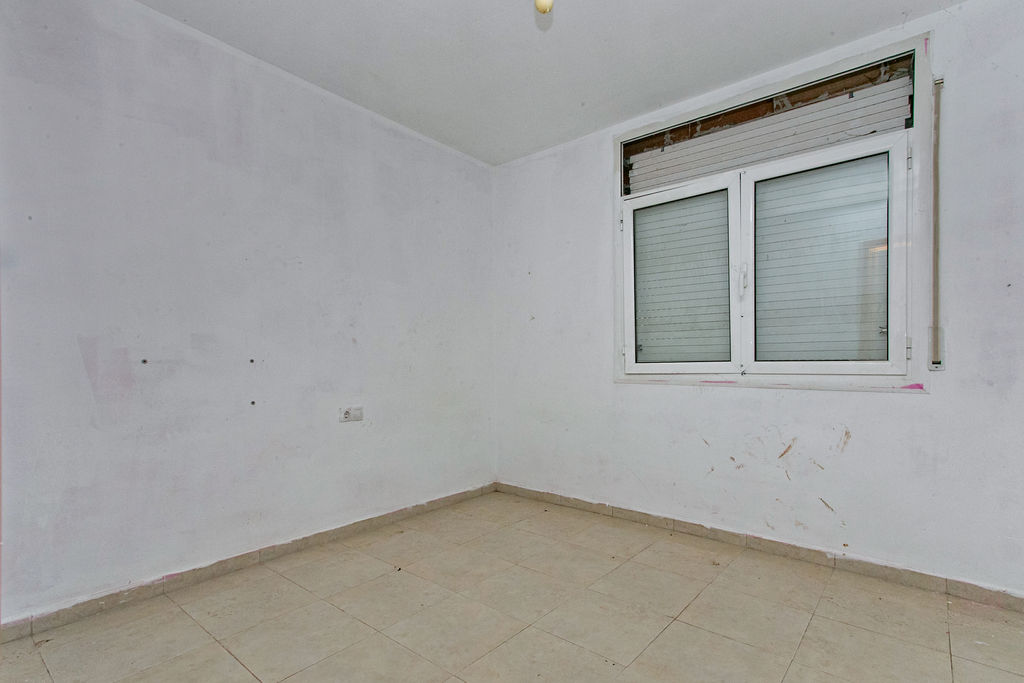 Talo Vacarisses, Barcelona, Espanja 3 makuuhuonetta, 224 m2 No. 167151