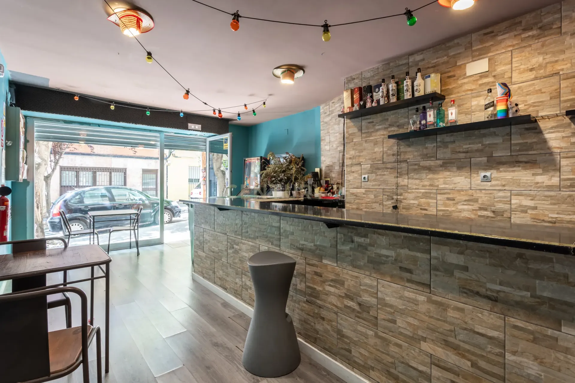 Commercial property in Barcelona, Spain 116 sq.m. No. 167153