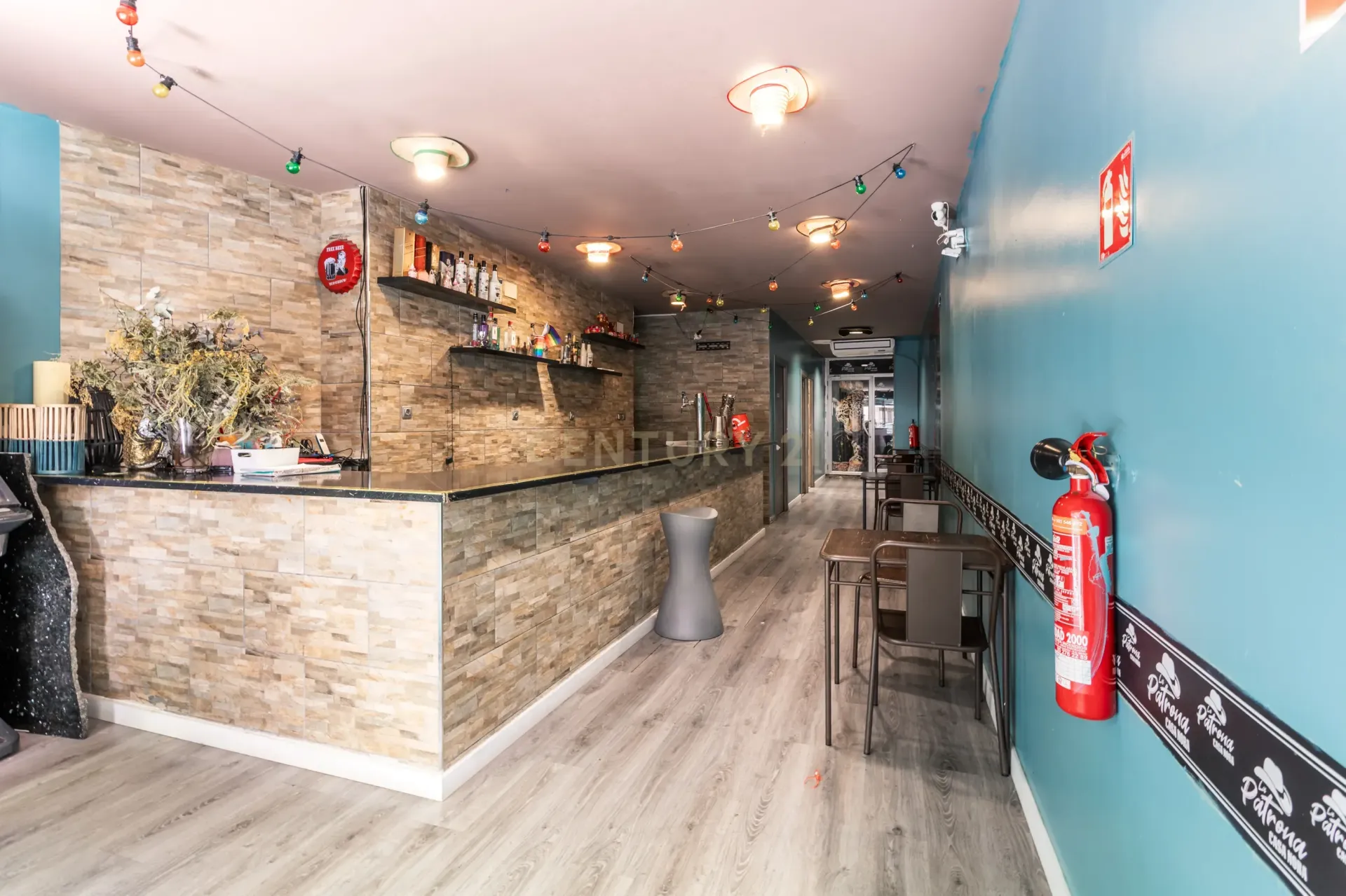Commercial property in Barcelona, Spain 116 sq.m. No. 167153