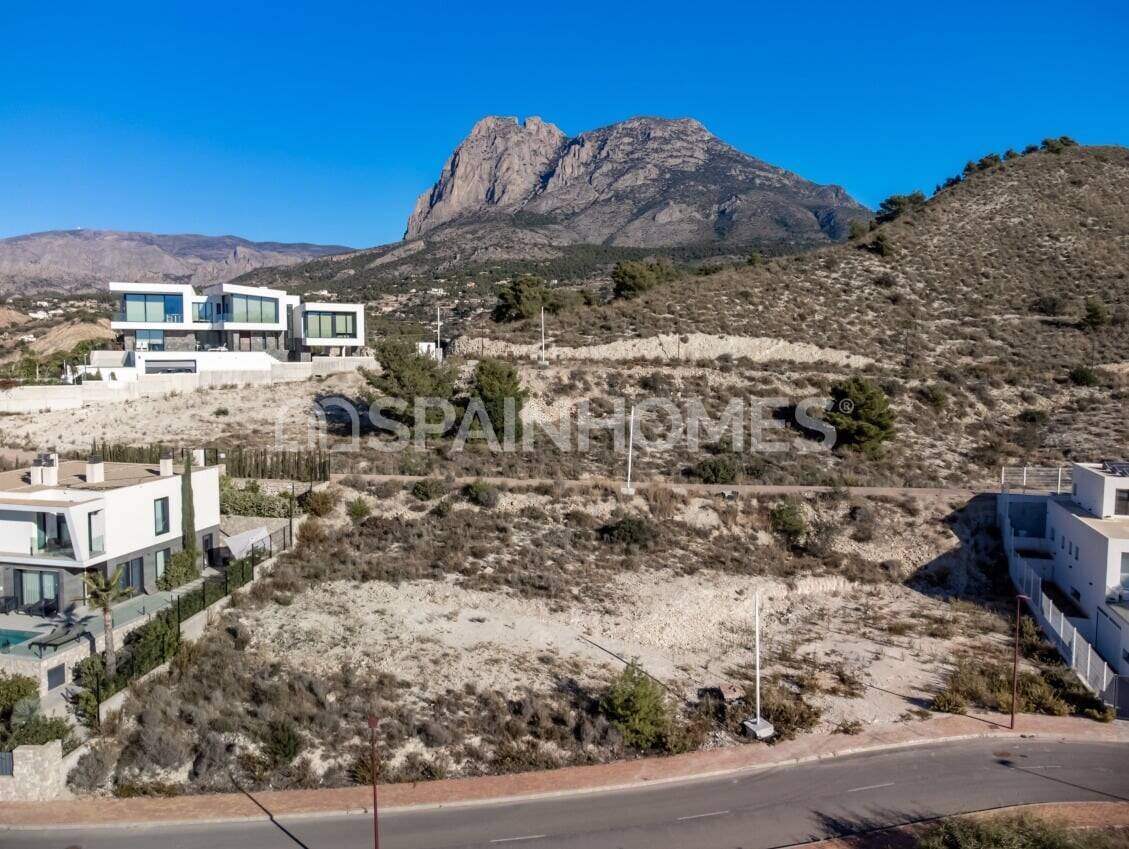 Villa in Finestrat, Alicante, Spain 4 bedrooms, 435 sq.m. No. 60788