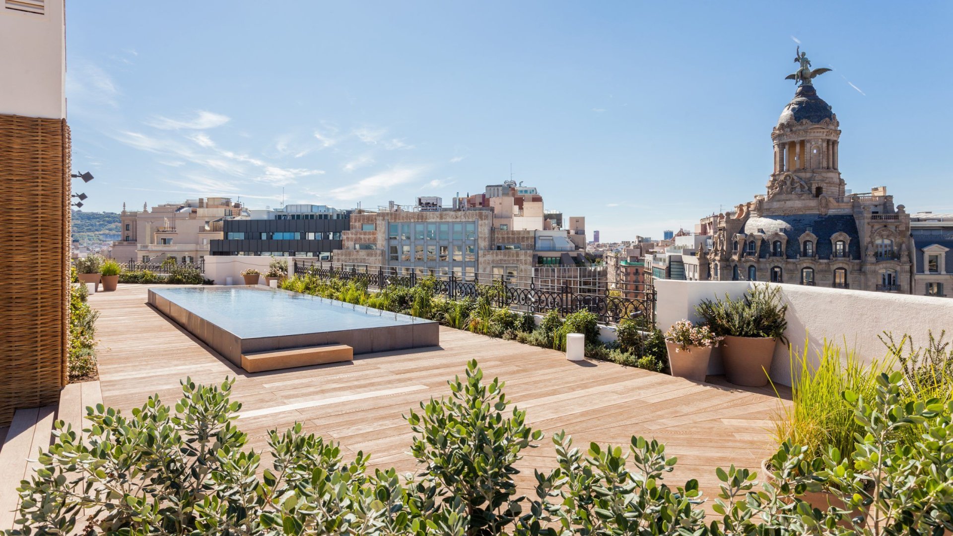 Lägenhet i Barcelona, Spanien 4 sovrum,  Nr. 141227