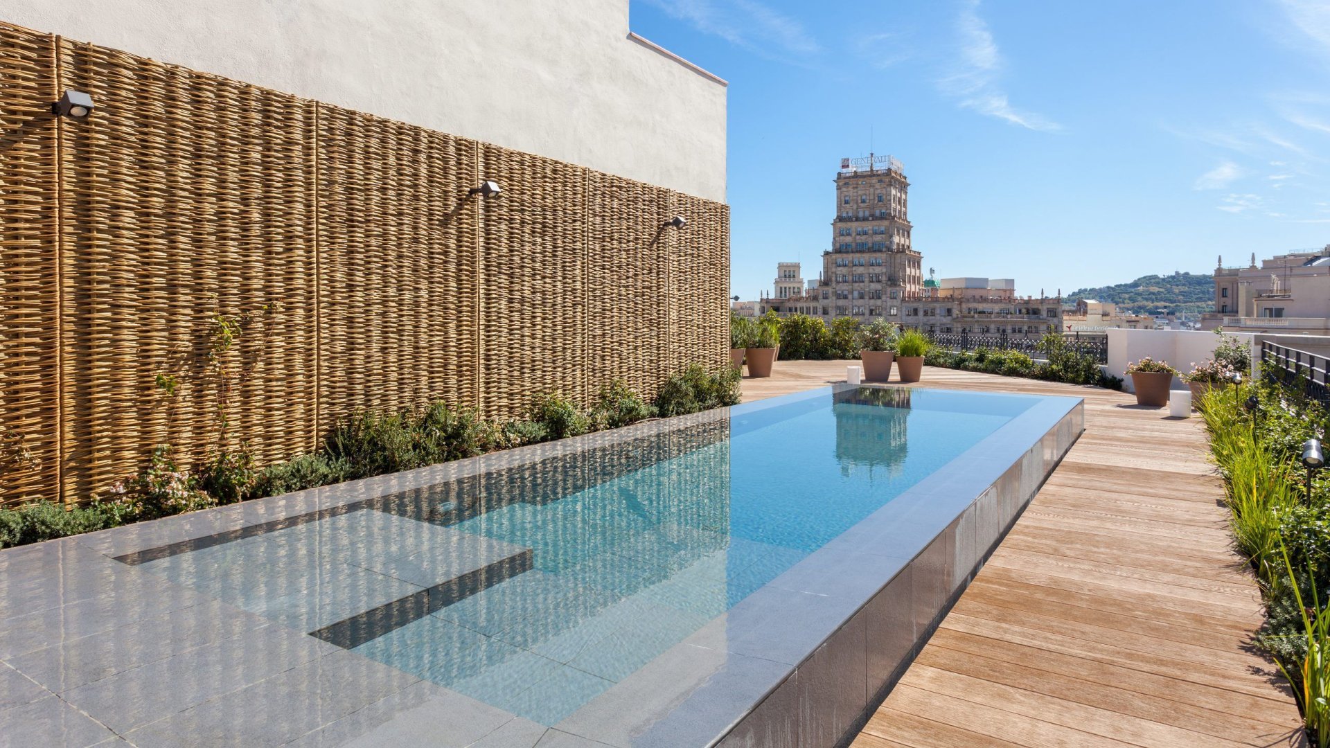 Lägenhet i Barcelona, Spanien 4 sovrum,  Nr. 141227
