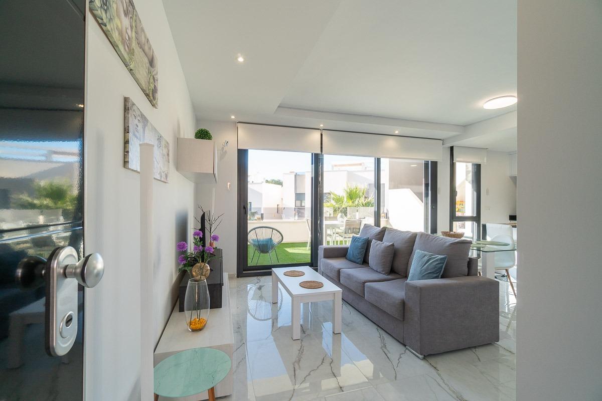 Apartment à Alicante, Espagne 2 chambres, 76 m2 No. 155358