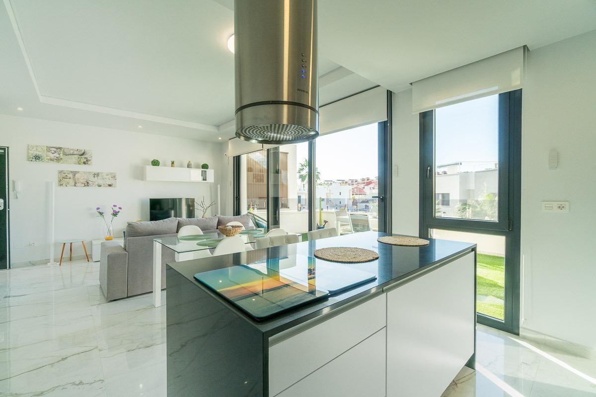 Apartment à Alicante, Espagne 2 chambres, 76 m2 No. 155358