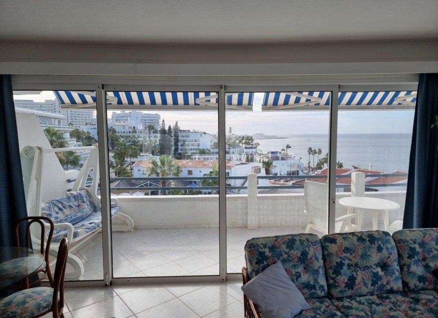 Apartamento en Tenerife, España 2 dormitorios, 86 m2 No. 195210
