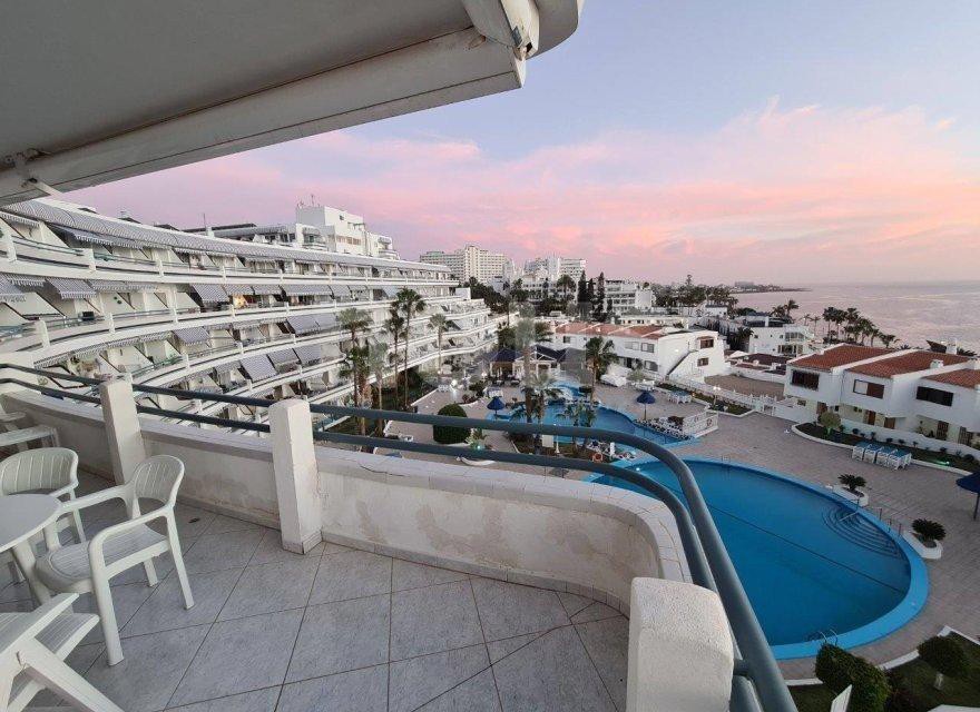 Apartamento en Tenerife, España 2 dormitorios, 86 m2 No. 195210