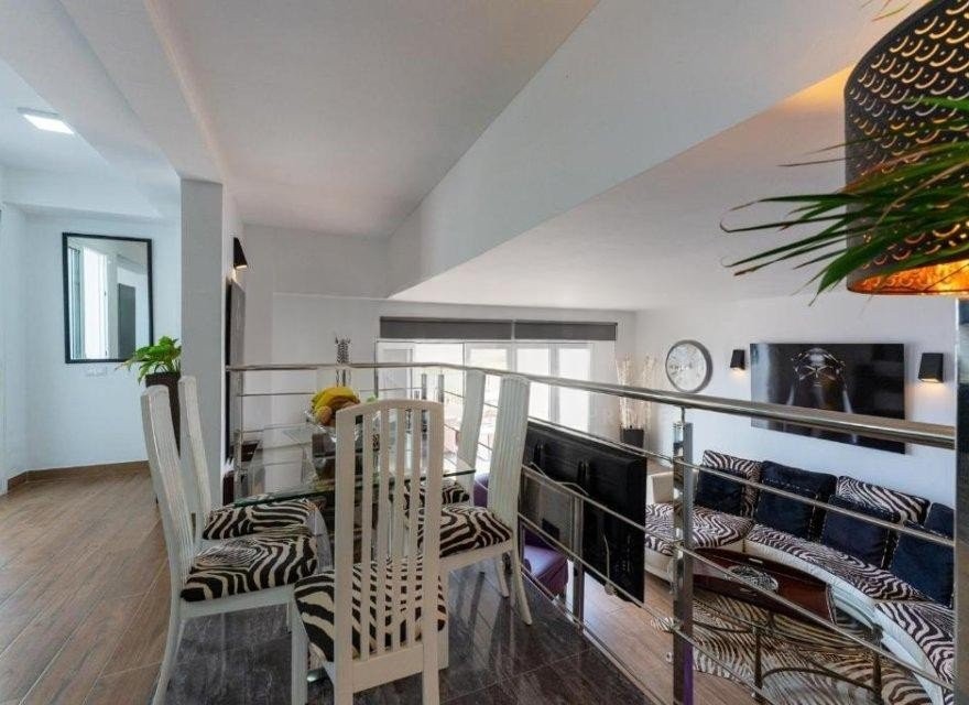 Huvila Tenerife, Espanja 7 makuuhuonetta, 373 m2 No. 195209