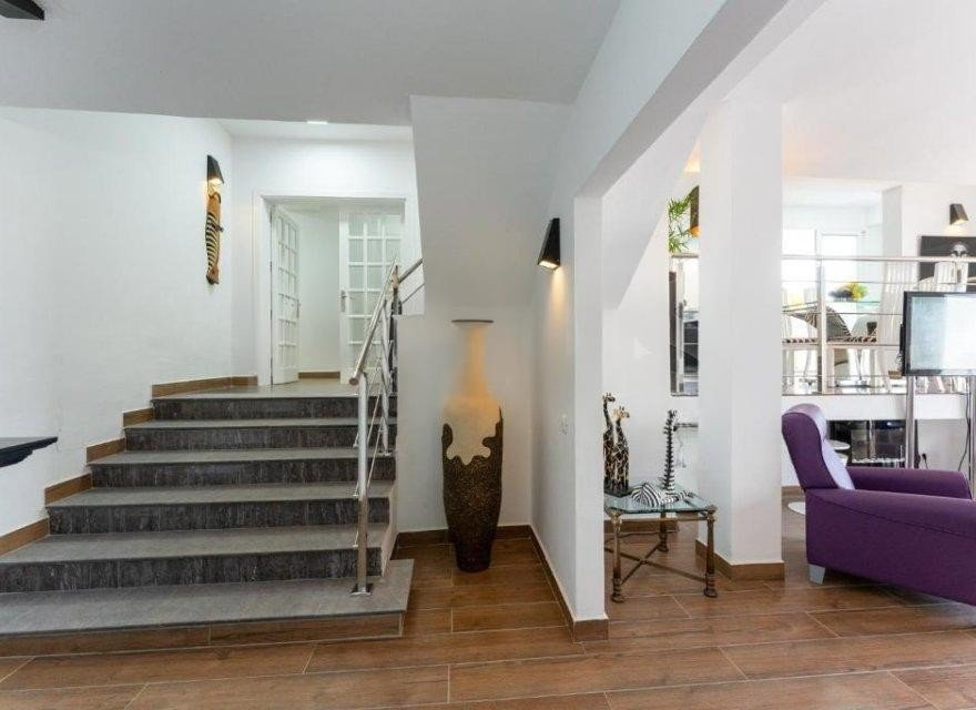 Huvila Tenerife, Espanja 7 makuuhuonetta, 373 m2 No. 195209