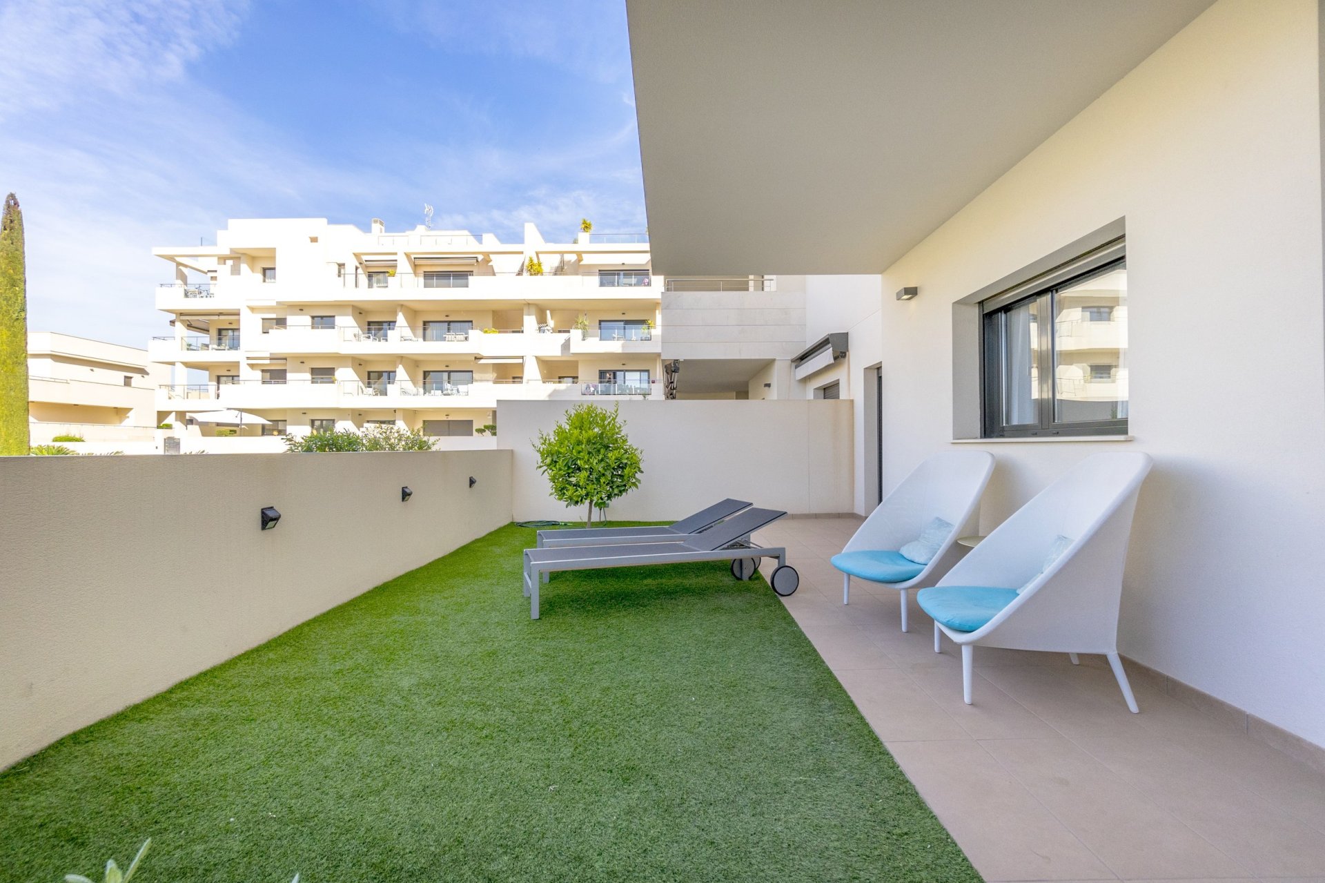 Apartment in Alicante, Spain 2 bedrooms, 80 sq.m. No. 133640