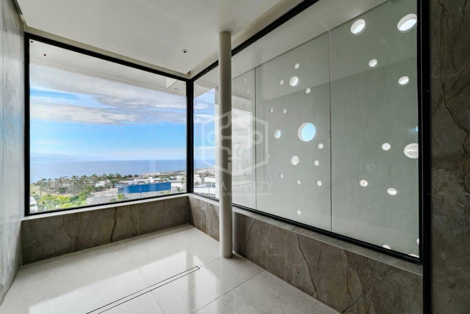 Villa en Guía de Isora, Tenerife, España 4 dormitorios, 649 m2 No. 160598