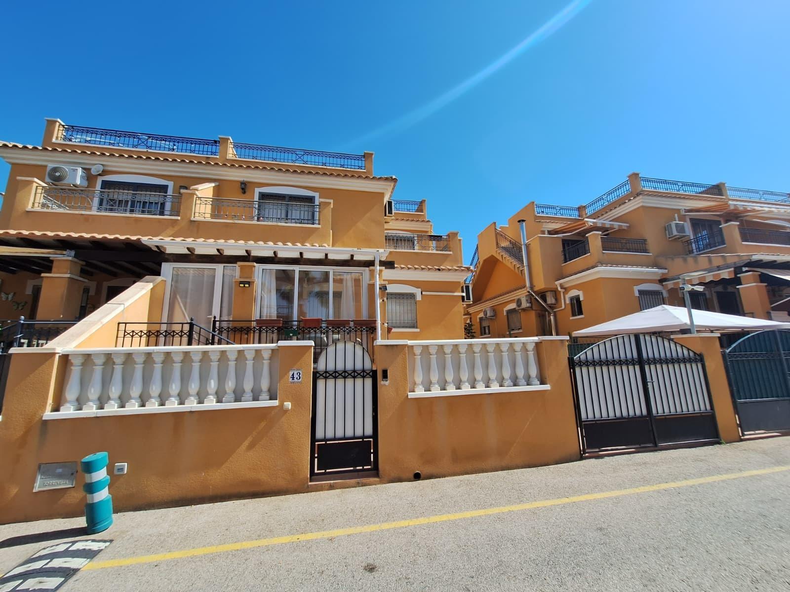 Duplex à Torrevieja, Alicante, Espagne 83 m2 No. 196284